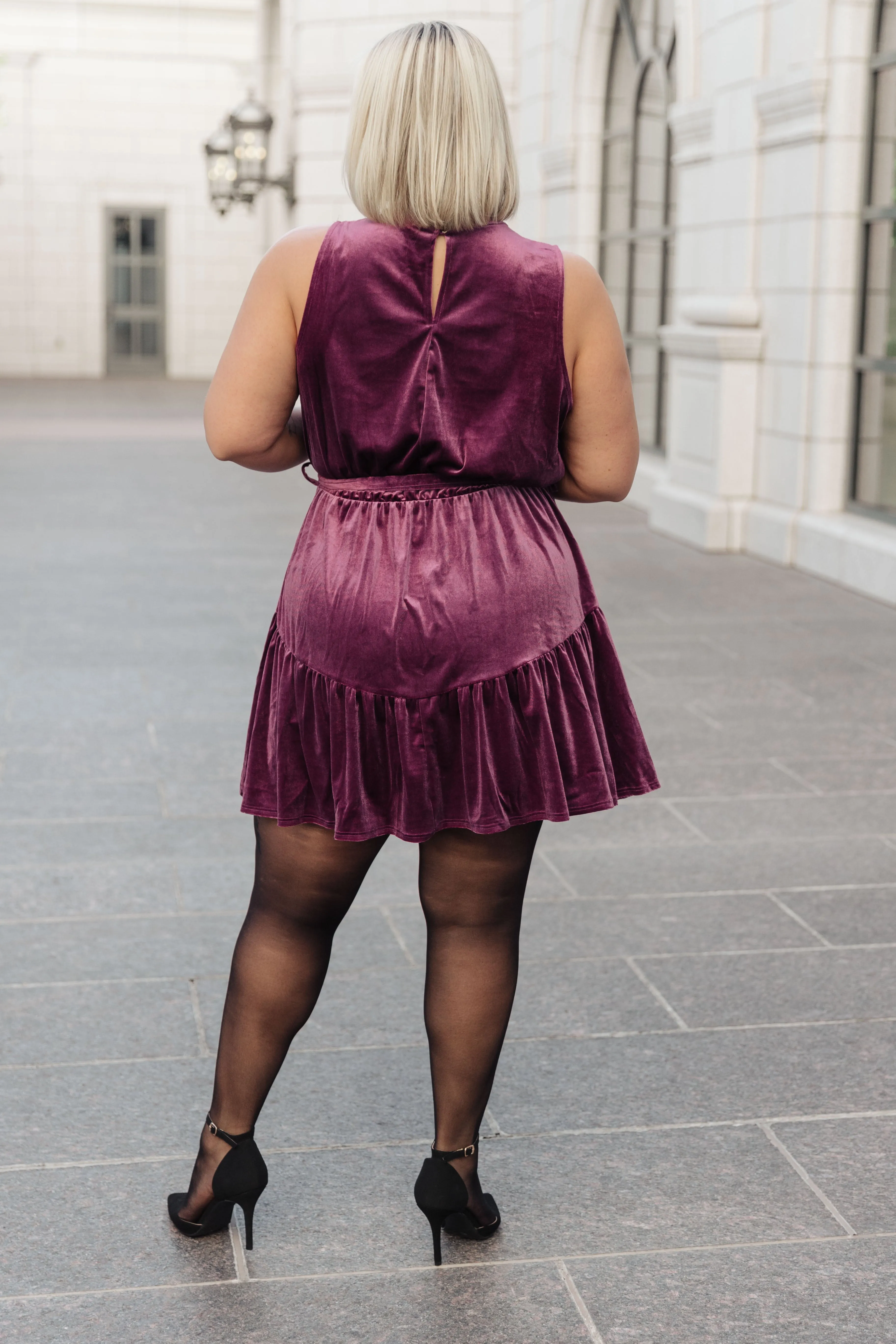Tied In A Bow Velvet Dress - 11/8